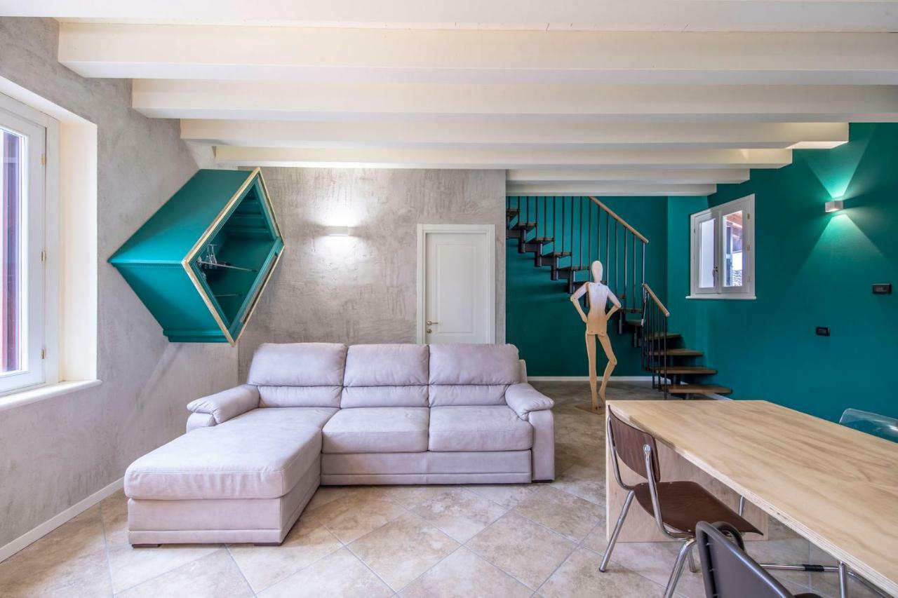 100% Design Villa Desenzano del Garda Eksteriør billede