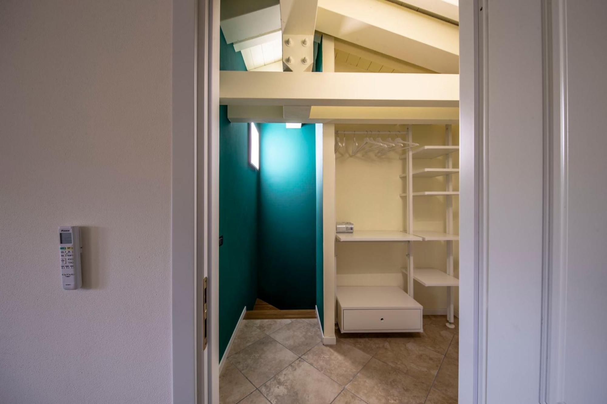100% Design Villa Desenzano del Garda Eksteriør billede